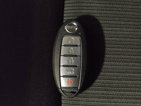 Used 2021 Nissan Sentra SV FWD image 32