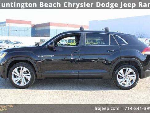 Used 2020 Volkswagen Atlas Cross Sport SEL image 8