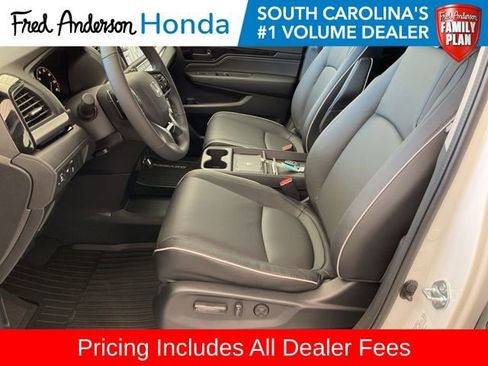New 2026 Honda Odyssey Touring image 4