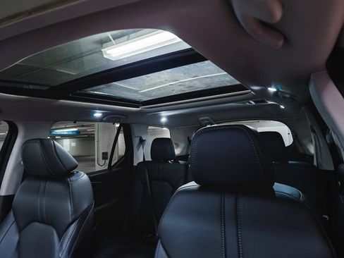 Used 2026 Honda Pilot Touring image 15