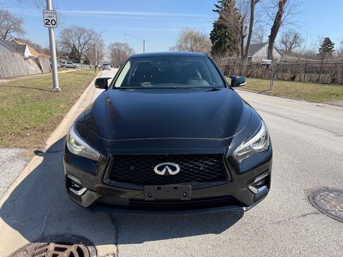 Used 2019 INFINITI Q50 Luxe w/ Essential Package (3.0T Luxe) image 2