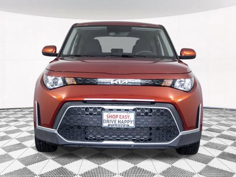 Used 2024 Kia Soul LX FWD image 9
