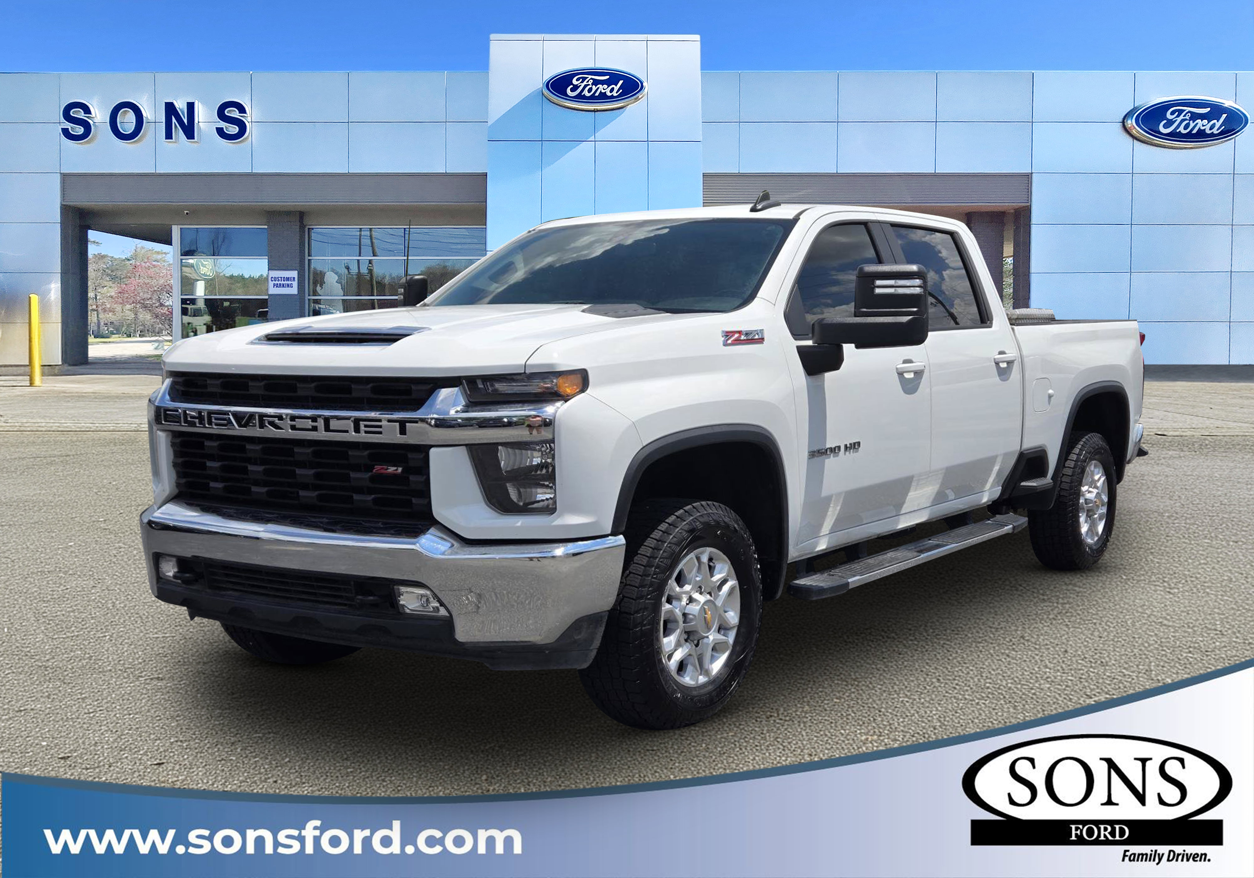 Used 2023 Chevrolet Silverado 3500 LT w/ Convenience Package AWD/4WD image 1