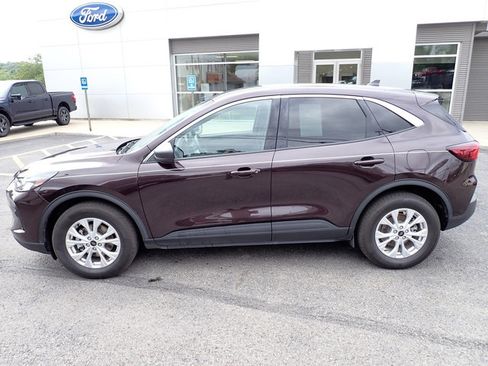 Certified 2023 Ford Escape Active image 2