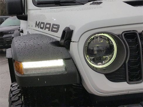 New 2026 Jeep Wrangler Unlimited Rubicon 392 image 9