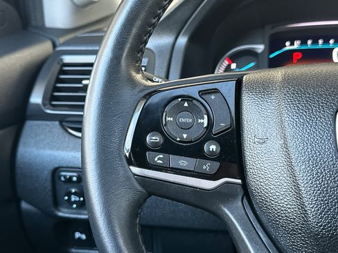 Used 2022 Honda Pilot Touring image 38
