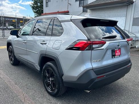 Certified 2020 Toyota RAV4 LE w/ All Weather Liner Package AWD/4WD image 7