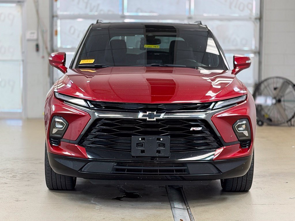 Used 2023 Chevrolet Blazer RS AWD/4WD image 2
