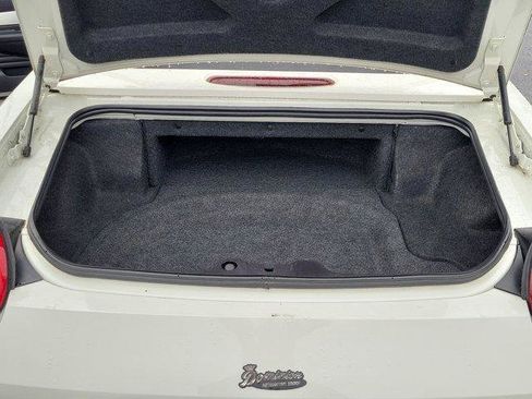 Used 2003 Ford Thunderbird Deluxe RWD image 9