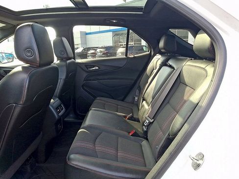 Used 2022 Chevrolet Equinox RS AWD/4WD image 23