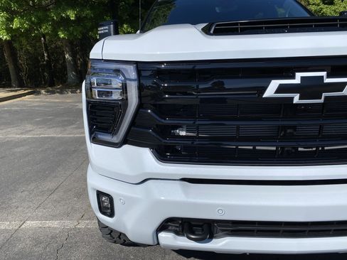 New 2026 Chevrolet Silverado 3500 High Country w/ High Country Premium Package AWD/4WD image 14