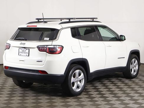 Used 2019 Jeep Compass Latitude FWD image 7