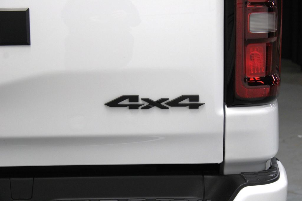 New 2026 RAM 1500 Big Horn w/ Night Edition AWD/4WD image 40