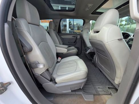 Used 2016 Chevrolet Traverse LTZ AWD/4WD image 15