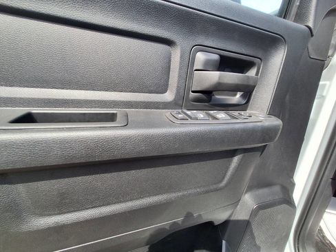 New 2024 RAM 3500 Tradesman w/ Chrome Appearance Group image 18