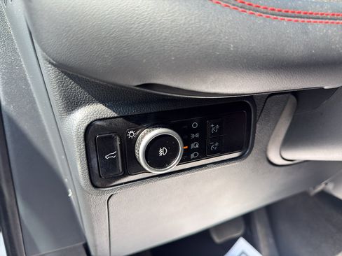 Used 2025 Ford Explorer ST RWD image 29