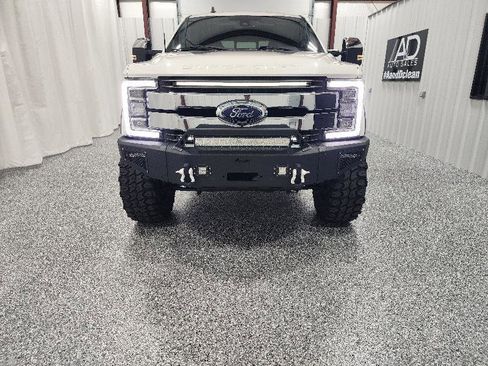 Used 2019 Ford F250 King Ranch w/ King Ranch Ultimate Package image 9