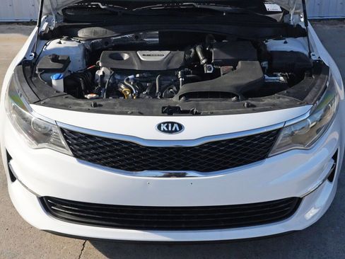 Used 2017 Kia Optima LX w/ Value Package image 7