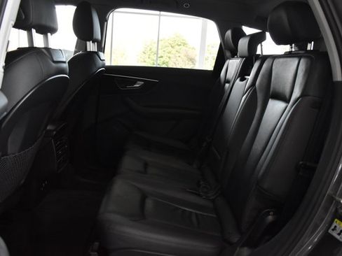 Used 2023 Audi Q7 2.0T Premium image 30