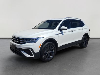 Certified 2023 Volkswagen Tiguan SE