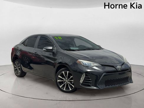 Used 2018 Toyota Corolla SE w/ Carpet Mat Package (TMS) FWD image 2