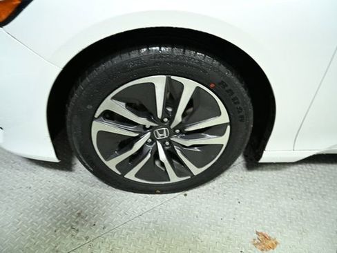 Used 2020 Honda Accord EX-L image 19