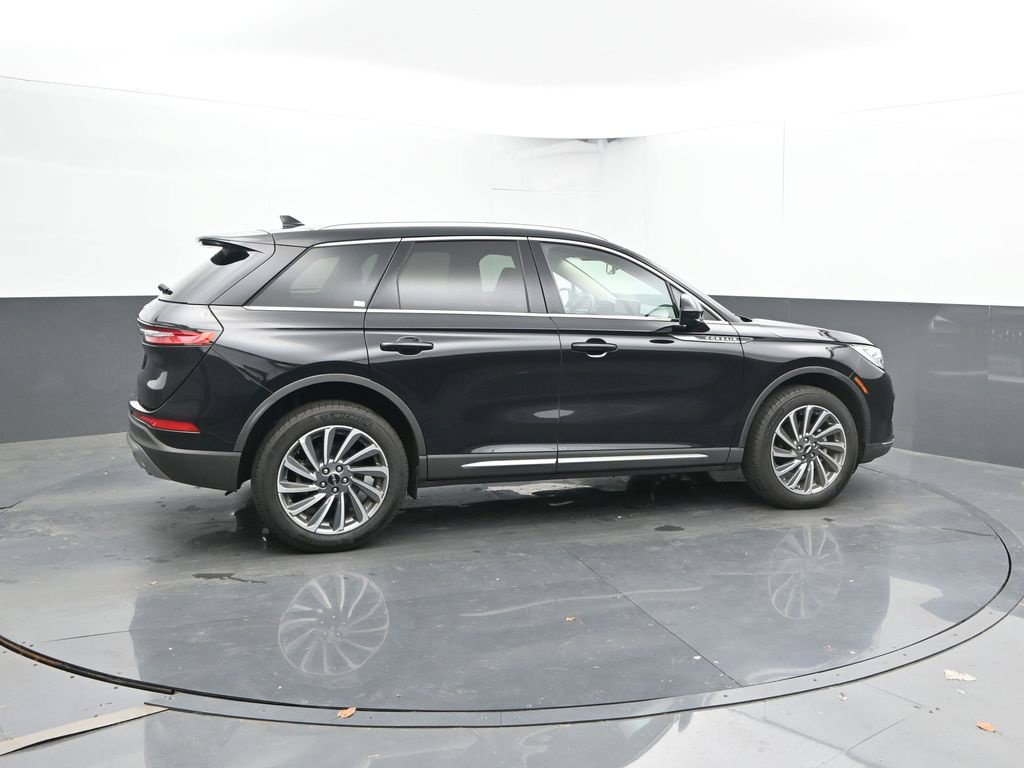 Used 2024 Lincoln Corsair Reserve AWD/4WD image 13