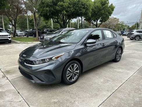 Used 2024 Kia Forte LXS FWD image 37