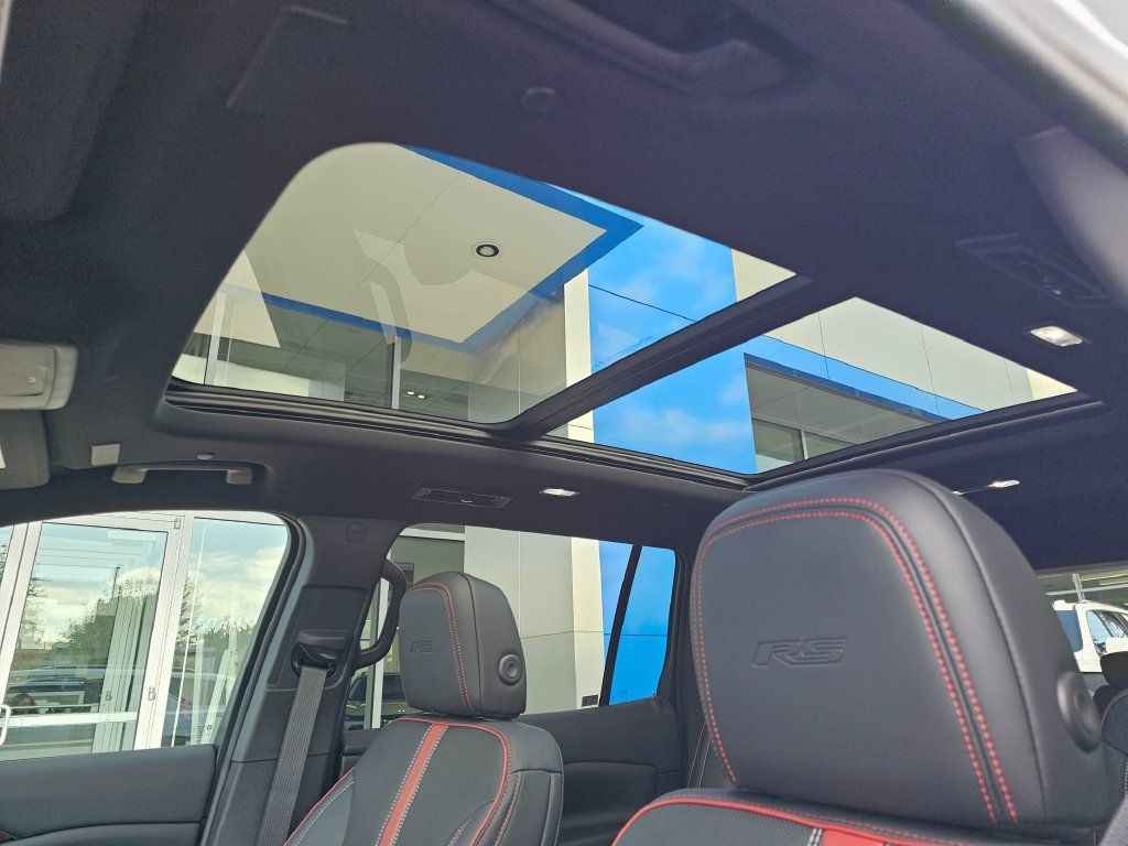 New 2027 Chevrolet Traverse RS AWD/4WD image 25
