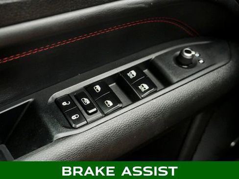 Used 2023 Jeep Compass Trailhawk image 29