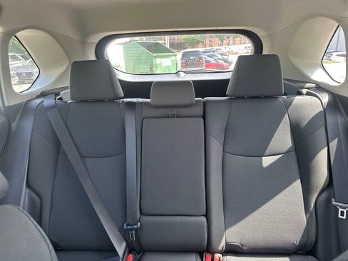 Used 2025 Toyota RAV4 LE AWD/4WD image 41