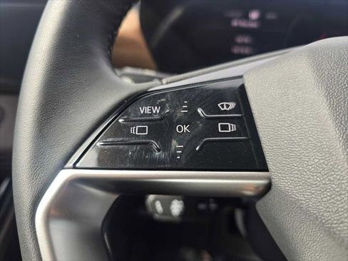 Used 2025 Audi Q6 e-tron Premium Plus w/ Premium Plus AWD/4WD image 35