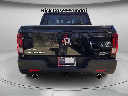 Used 2023 Honda Ridgeline Black Edition image 6