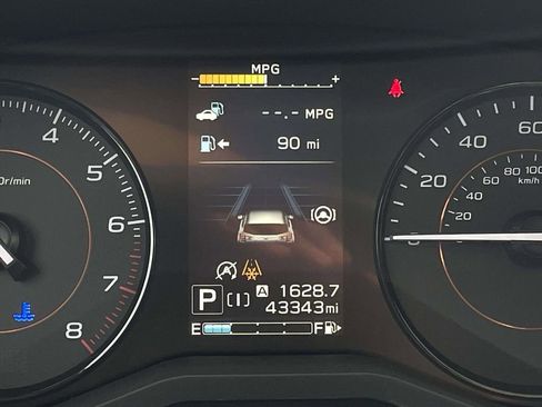 Certified 2022 Subaru Crosstrek 2.0i Premium w/ Moonroof Package image 16