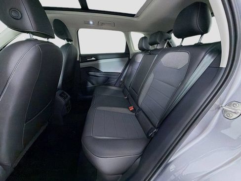 Used 2023 Volkswagen Taos SE w/ Panoramic Sunroof Package AWD/4WD image 24