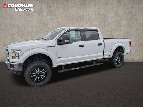 Used 2016 Ford F150 XLT AWD/4WD image 4
