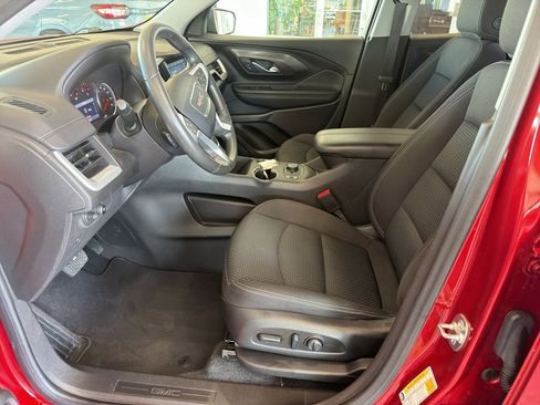 Used 2024 GMC Terrain SLE w/ Driver Convenience Package AWD/4WD image 10