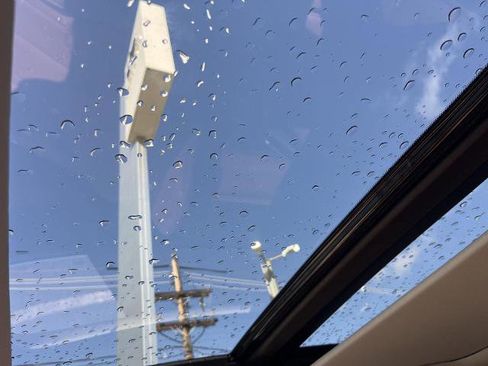 Certified 2025 INFINITI QX60 Sensory image 21