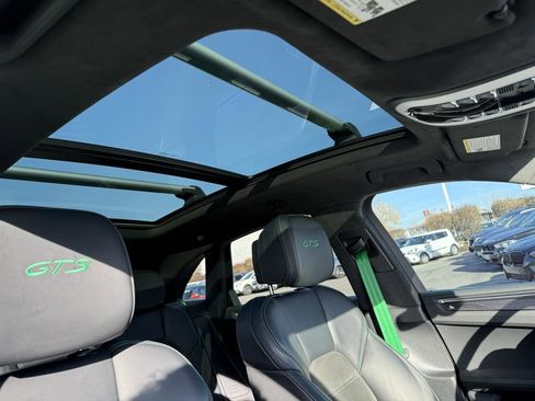 Used 2023 Porsche Macan GTS image 22