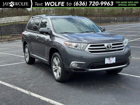 Used 2013 Toyota Highlander Limited image 1