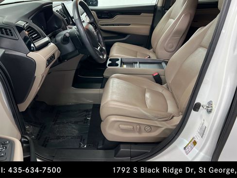 Used 2020 Honda Odyssey Elite image 17