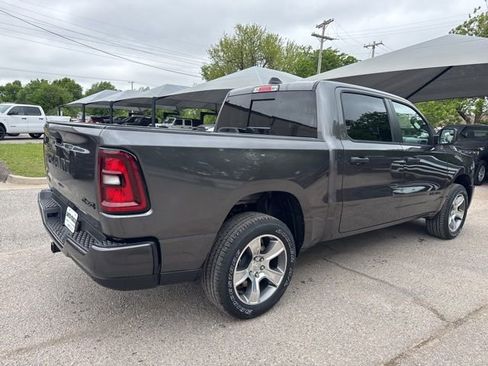 New 2026 RAM 1500 Express AWD/4WD image 6