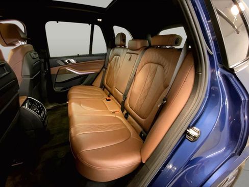 Used 2021 BMW X5 M50i w/ Executive Package AWD/4WD image 20