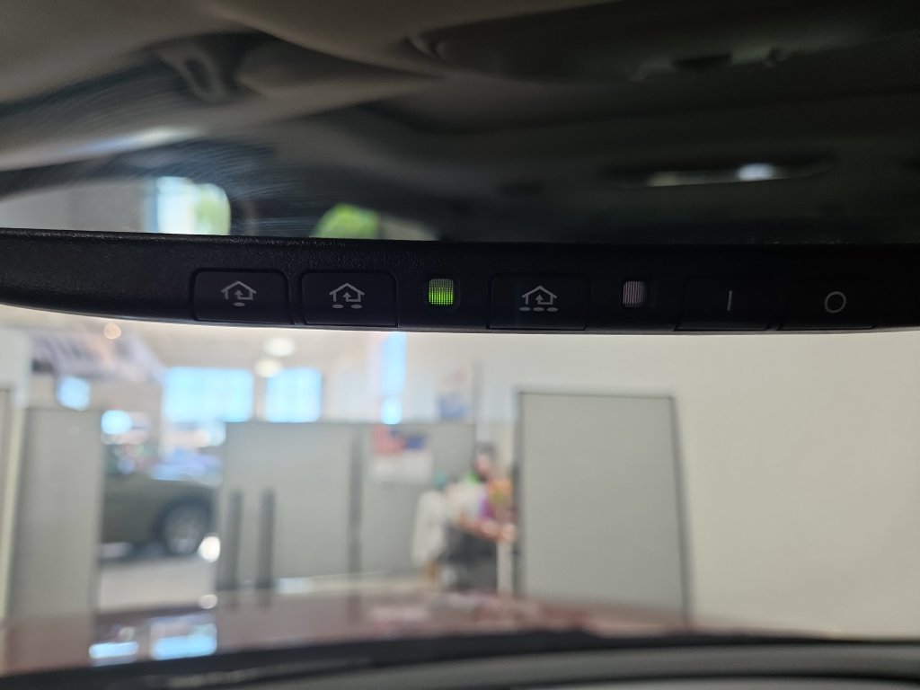 Used 2023 Kia Telluride AWD image 47