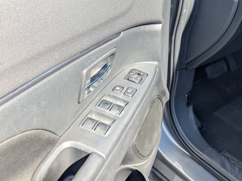 Used 2021 Mitsubishi Outlander Sport ES FWD image 26