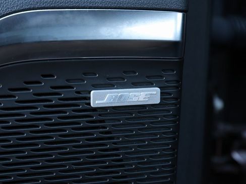 Used 2024 GMC Acadia Elevation image 6