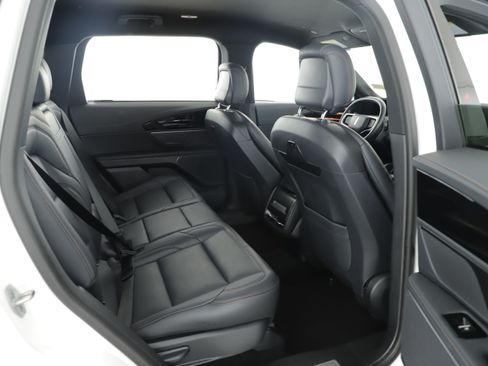 Used 2025 Lincoln Nautilus Premier w/ Jet Appearance Package AWD/4WD image 20