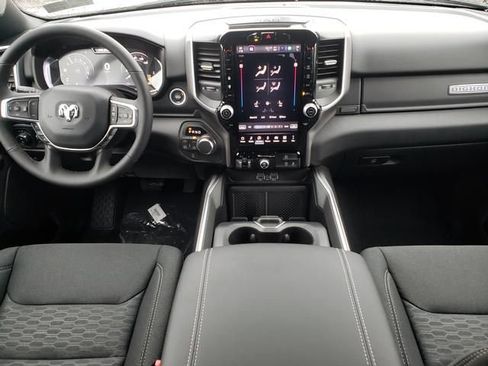 New 2026 RAM 1500 Big Horn AWD/4WD image 19
