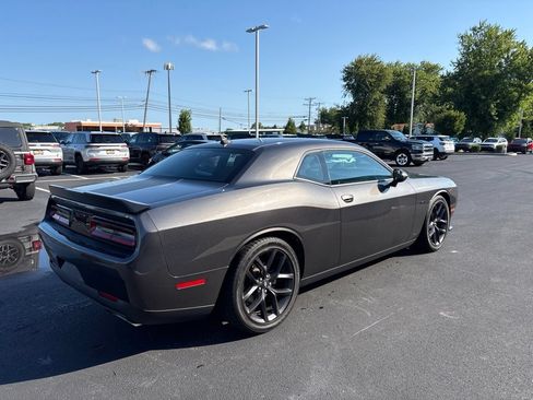Used 2023 Dodge Challenger R/T w/ Blacktop Package RWD image 5