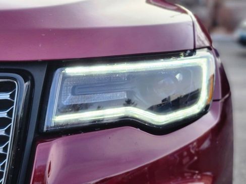 Used 2022 Jeep Grand Cherokee Laredo X image 10